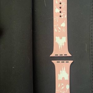 Pink Disney Castle Apple Watch band. 44 mm